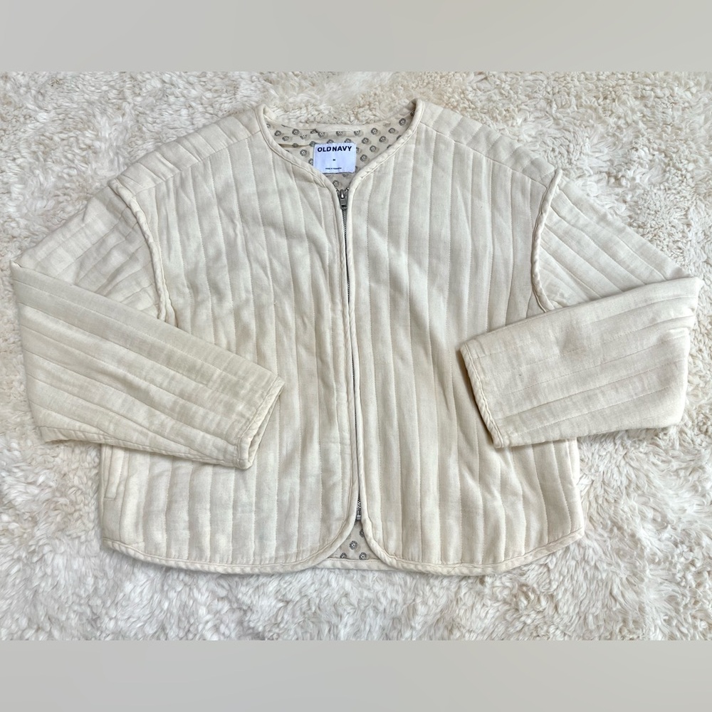 Old Navy Cream Utility Jacket Quilted Design